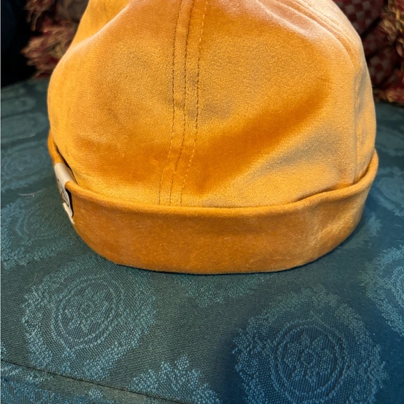 ALLEGED MENS BRIMLESS CAP BEANIE GAT GOLD NWOT ADJUSTABLE OS MOLESKIN - Picture 2 of 4
